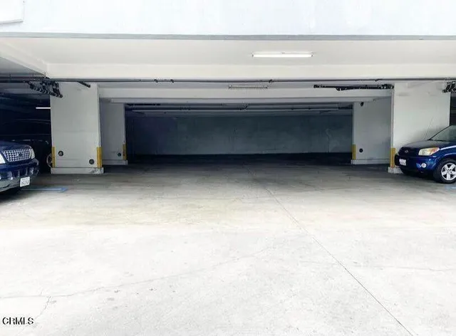 a washing machine sitting in a room