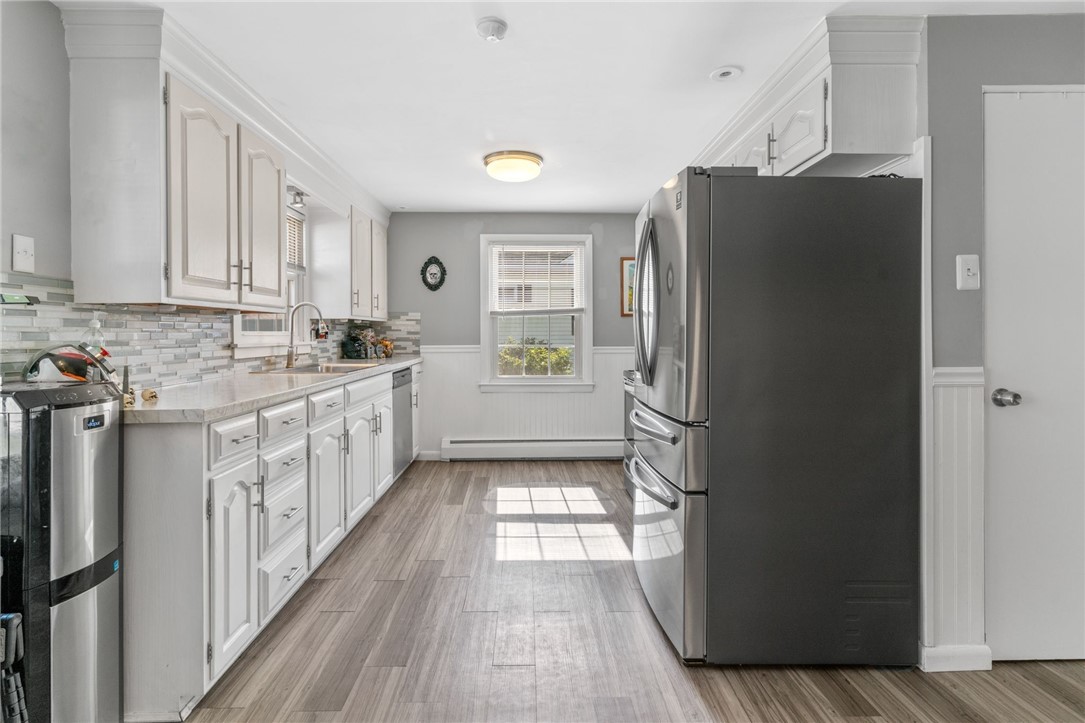 24 Rosemere Road Pawtucket, RI 02861 - Photo 4 of 29 Gallery Image 4