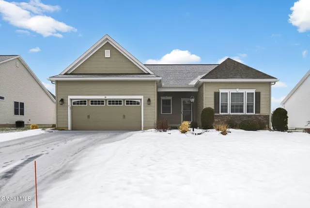 $574,800 | 16 Hearthstone Drive, Halfmoon, NY 12065