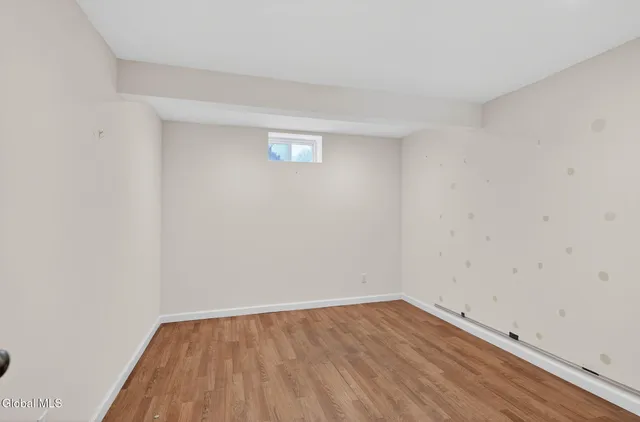 $574,800 | 16 Hearthstone Drive, Halfmoon, NY 12065