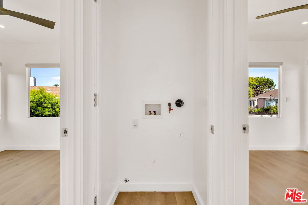 5317 Valley Ridge Avenue Los Angeles, CA 90043 - Photo 25 of 52