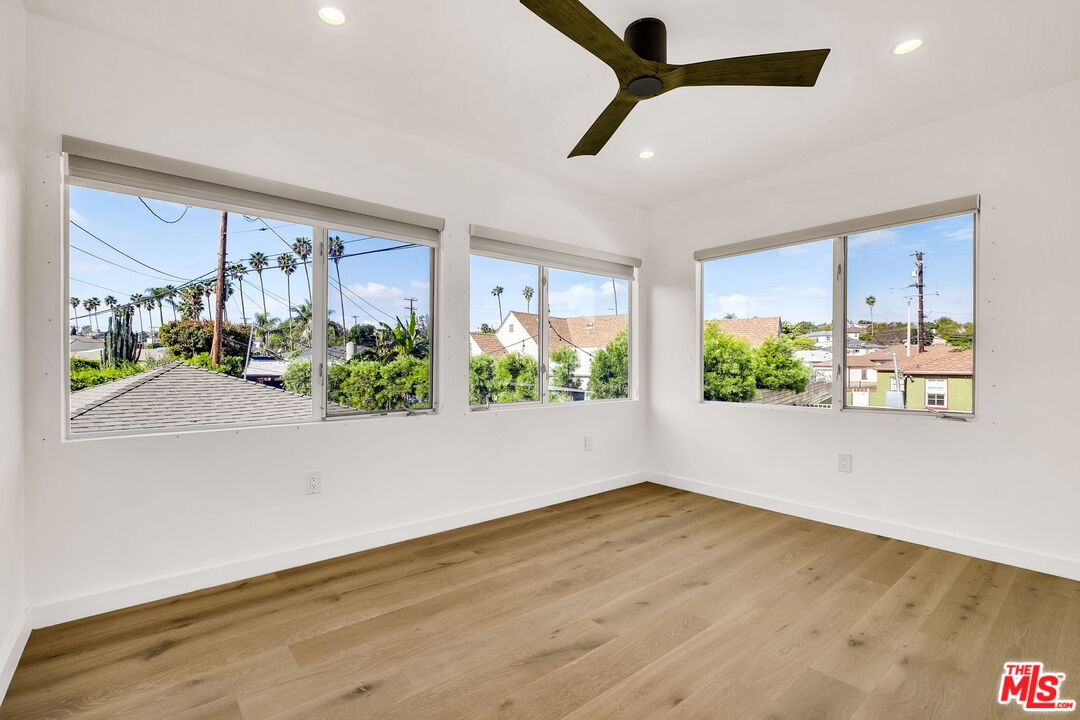 5317 Valley Ridge Avenue Los Angeles, CA 90043 - Photo 26 of 52