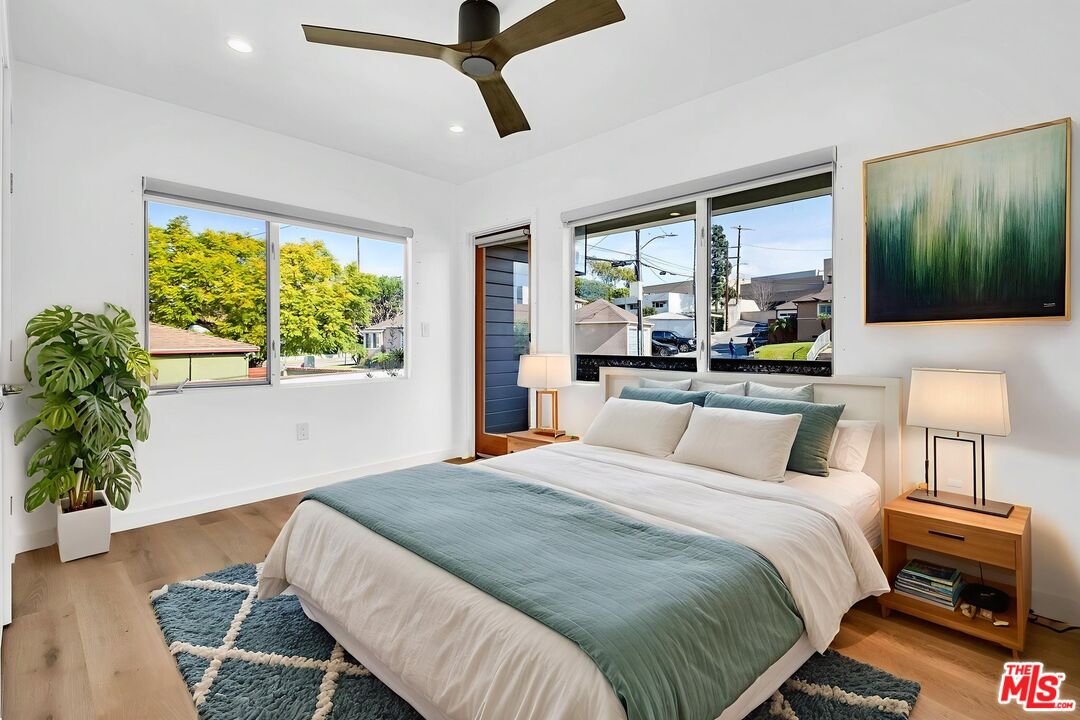 5317 Valley Ridge Avenue Los Angeles, CA 90043 - Photo 29 of 52