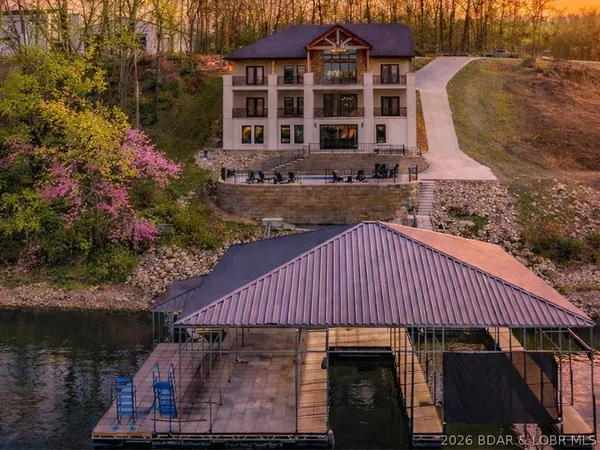 $3,200,000 | 257 Beachnut Drive, Sunrise Beach, MO 65079