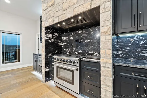 $3,200,000 | 257 Beachnut Drive, Sunrise Beach, MO 65079