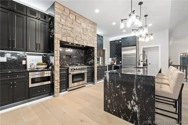 $3,200,000 | 257 Beachnut Drive, Sunrise Beach, MO 65079