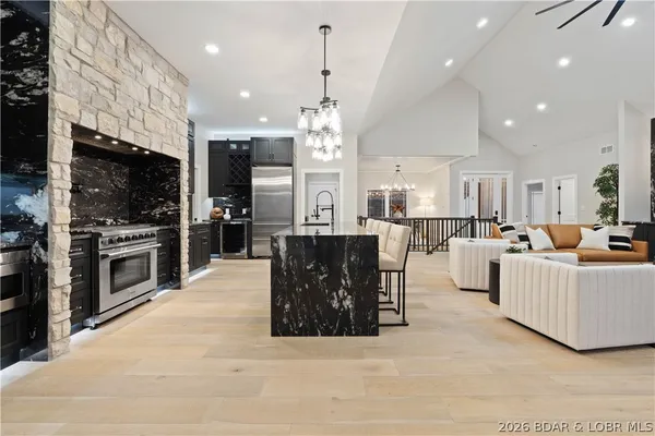 $3,200,000 | 257 Beachnut Drive, Sunrise Beach, MO 65079