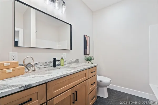 $3,200,000 | 257 Beachnut Drive, Sunrise Beach, MO 65079