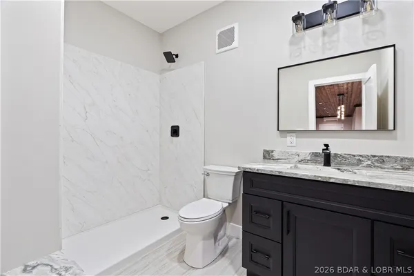 $3,200,000 | 257 Beachnut Drive, Sunrise Beach, MO 65079