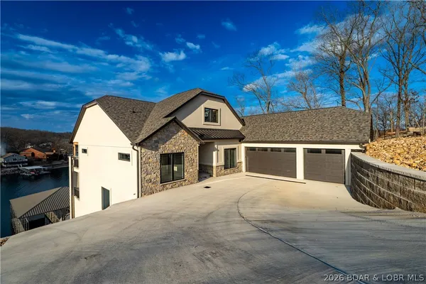 $3,200,000 | 257 Beachnut Drive, Sunrise Beach, MO 65079