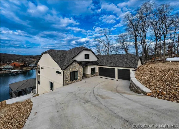 $3,200,000 | 257 Beachnut Drive, Sunrise Beach, MO 65079