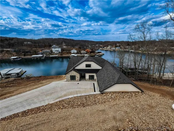 $3,200,000 | 257 Beachnut Drive, Sunrise Beach, MO 65079