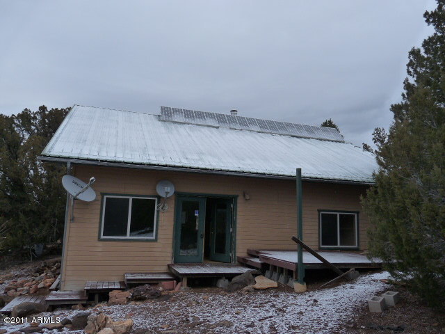 306 Jolly Road Seligman, AZ 86337 - Photo 1 of 20 327