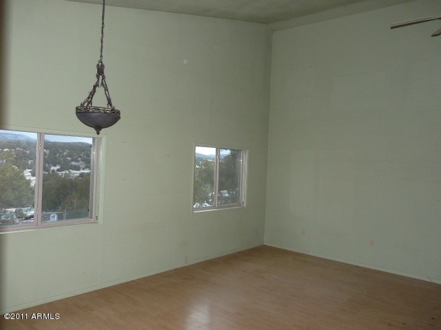 306 Jolly Road Seligman, AZ 86337 - Photo 3 of 20 332