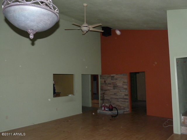 306 Jolly Road Seligman, AZ 86337 - Photo 5 of 20 334
