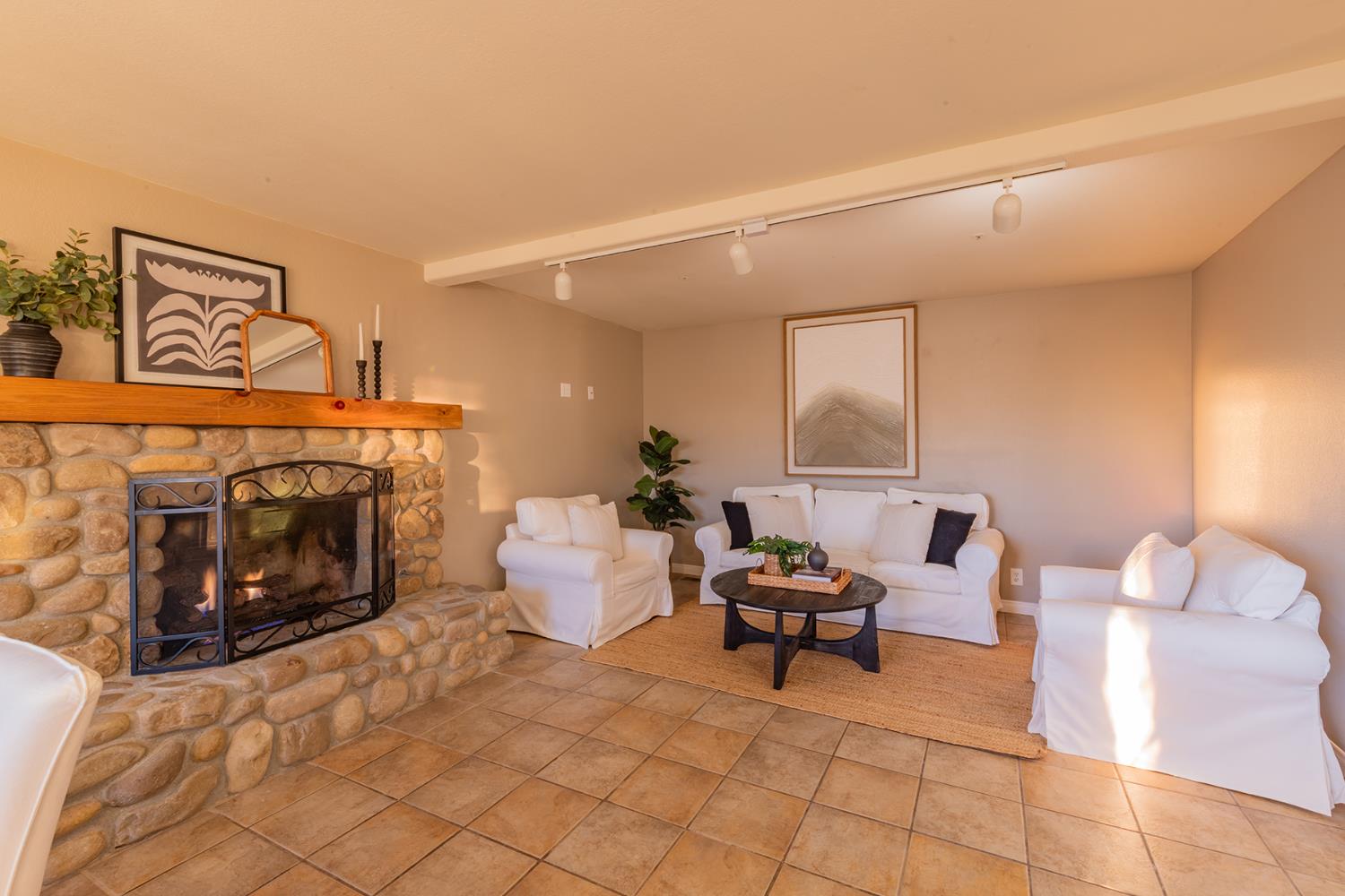 642 Tico Road Ojai, CA 93023 - Photo 12 of 32