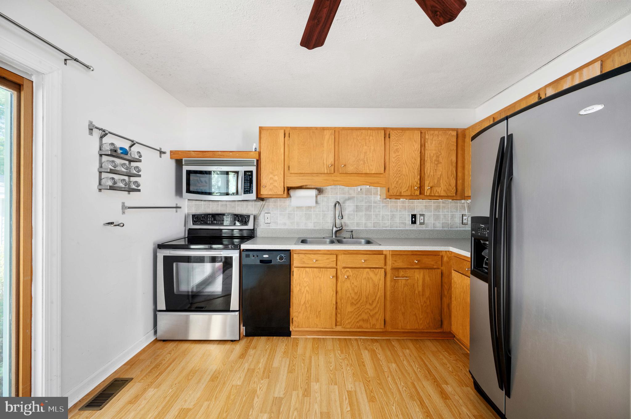 16075 Kings Mill Road King George, VA 22485 - Photo 11 of 48 Gallery Image 11