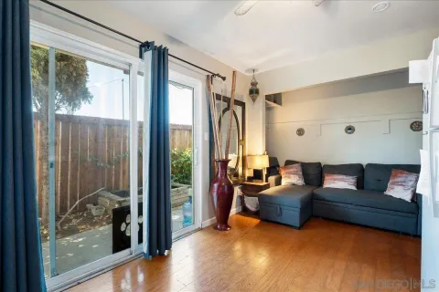 $799,999 | 4027 C Street, San Diego, CA 92102