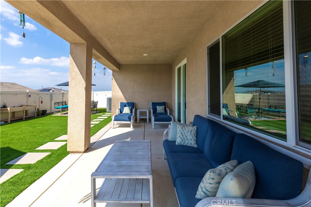 7635 Sweet Rnch Circle Riverside, CA 92507 - Photo 5 of 27 Gallery Image 5
