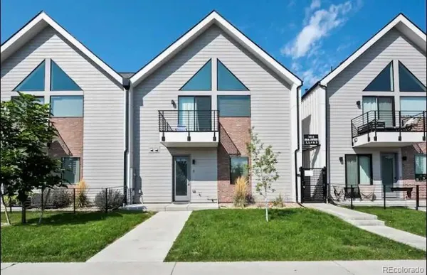 $3,000 | 3411 Albion Street, Unit 14, Denver, CO 80207