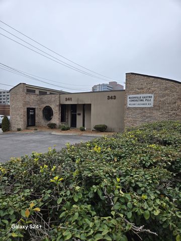 $2,000,000 | 343 22nd Avenue North, Nashville, TN 37203