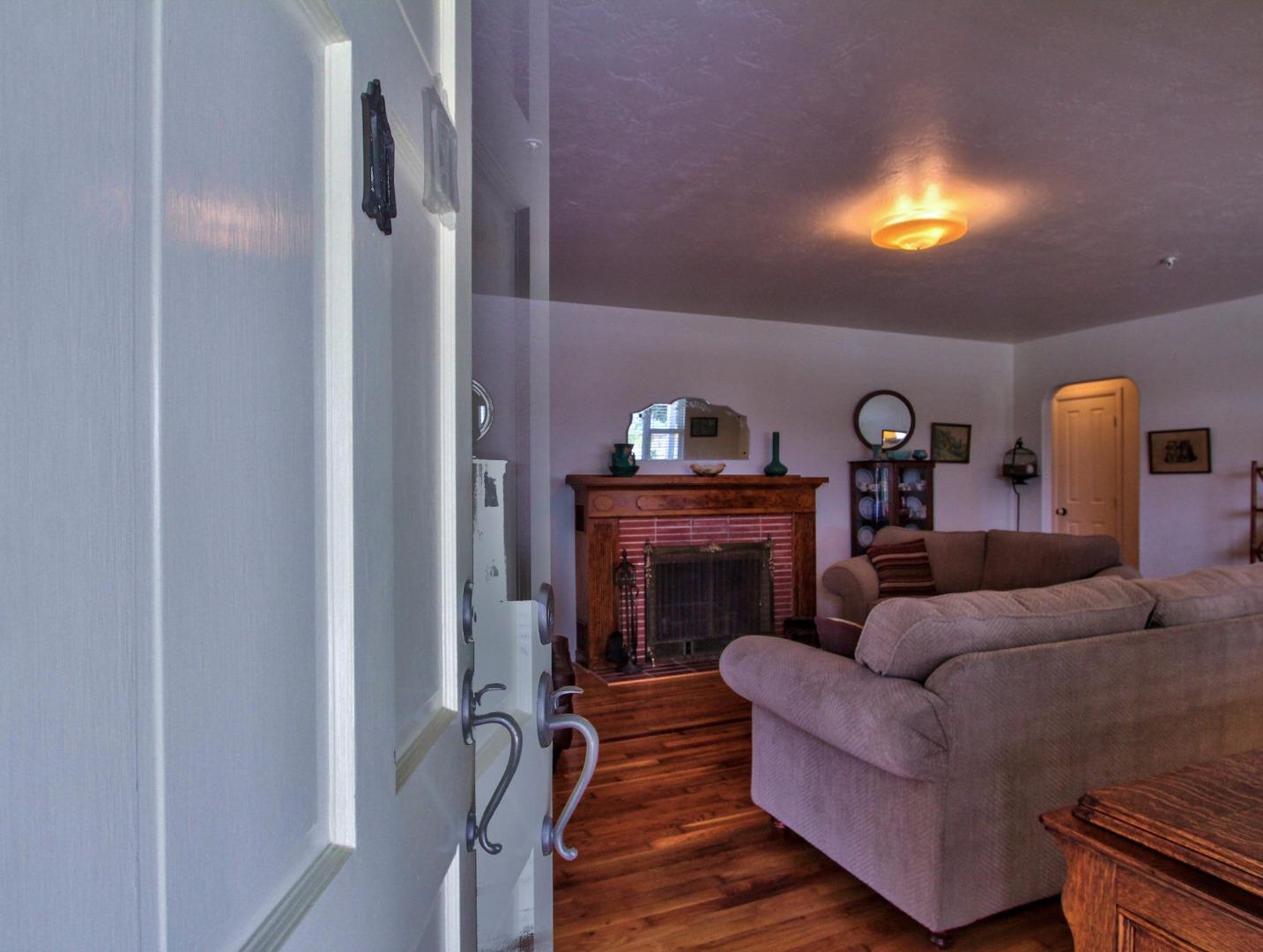 324 River Road Salinas, CA 93908 - Photo 13 of 30 Gallery Image 13