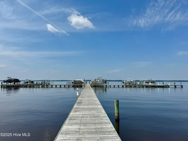 $448,900 | 467 Eagle Trace Drive, Blounts Creek, NC 27814