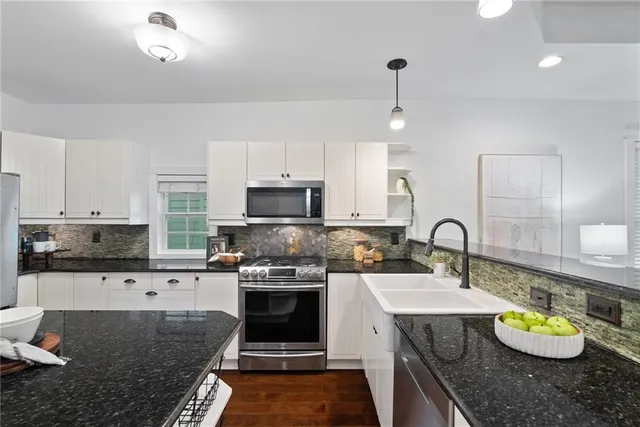 $575,000 | 715 Woodson Street Southeast, Atlanta, GA 30315