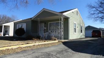 108 Union Road St. Louis, MO 63123 - Photo 1 of 22 Gallery Image 1