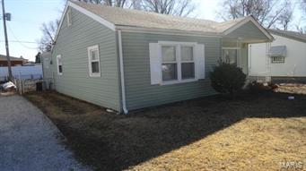 108 Union Road St. Louis, MO 63123 - Photo 15 of 22 Gallery Image 15