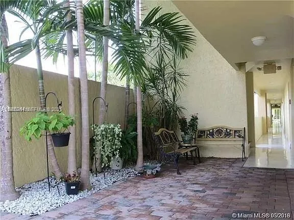 $2,350 | 2690 Southwest 22nd Avenue, Unit 505, Miami, FL 33133