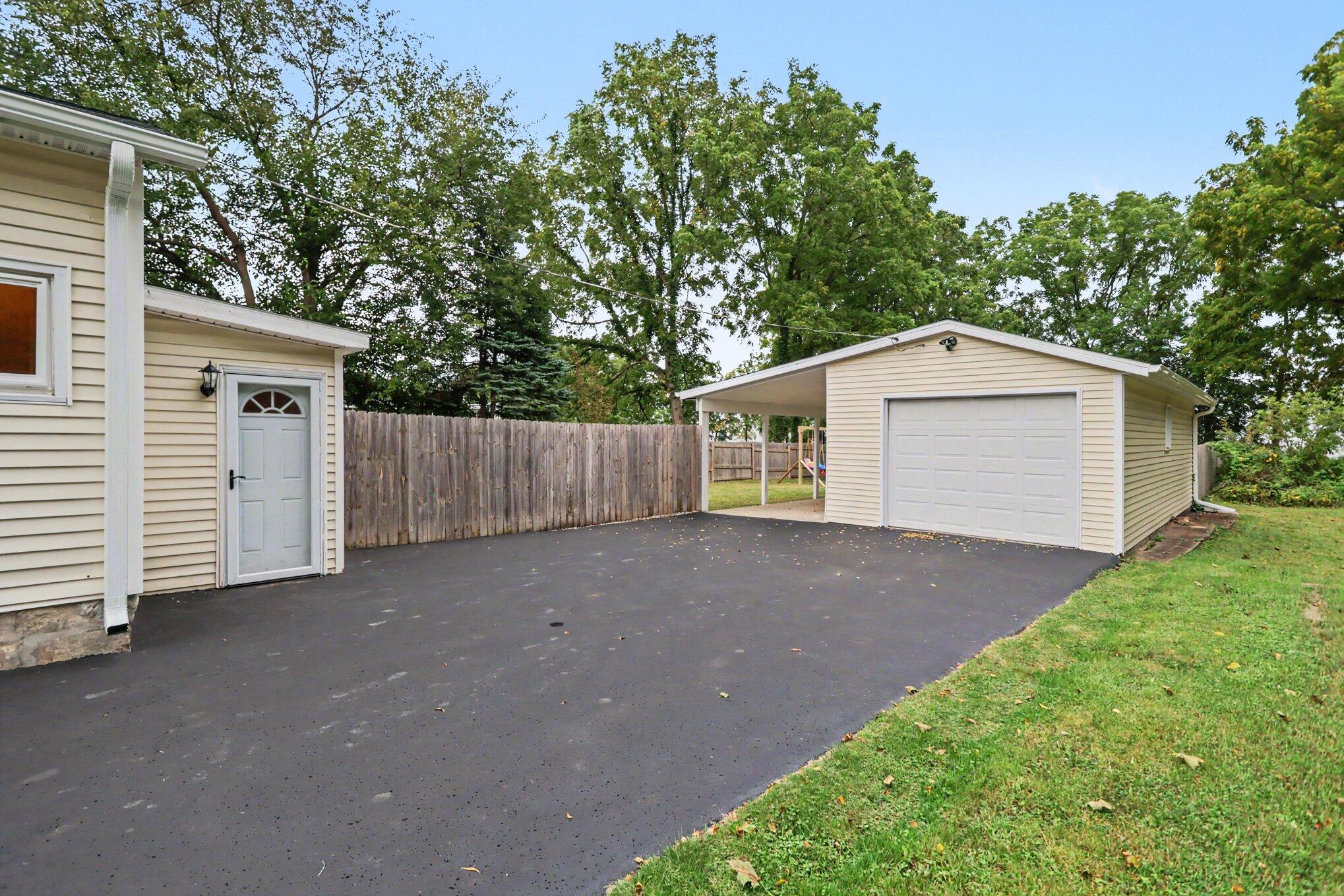 817 West Hanover Street Marshall, MI 49068 - Photo 26 of 27 IMG_4249