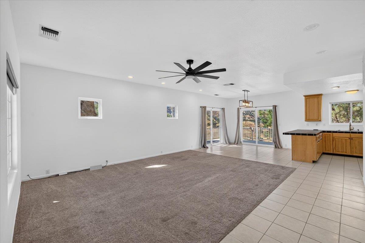 28596 Sky Harbour Road Friant, CA 93626 - Photo 9 of 38 Gallery Image 9