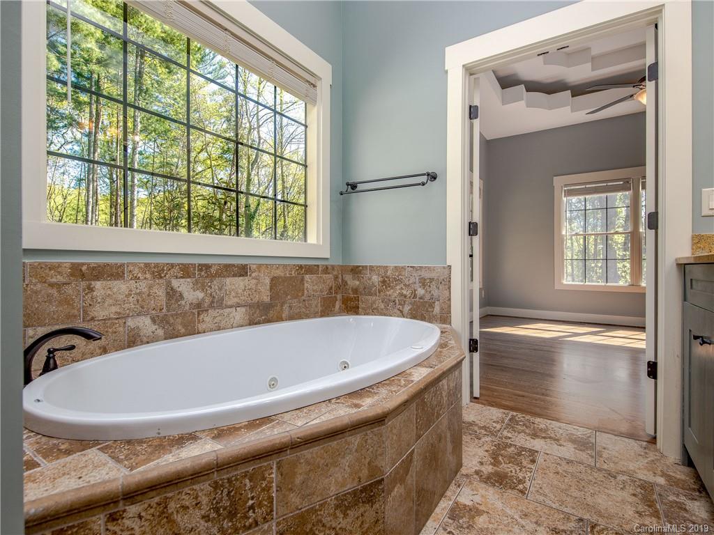 516 Harris Rd Extension Fairview, NC 28730 - Photo 17 of 40 Gallery Image 17