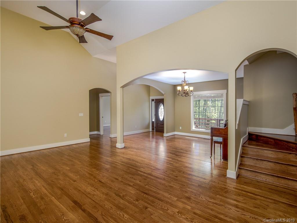 516 Harris Rd Extension Fairview, NC 28730 - Photo 3 of 40 Gallery Image 3