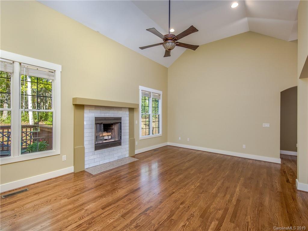 516 Harris Rd Extension Fairview, NC 28730 - Photo 4 of 40 Gallery Image 4
