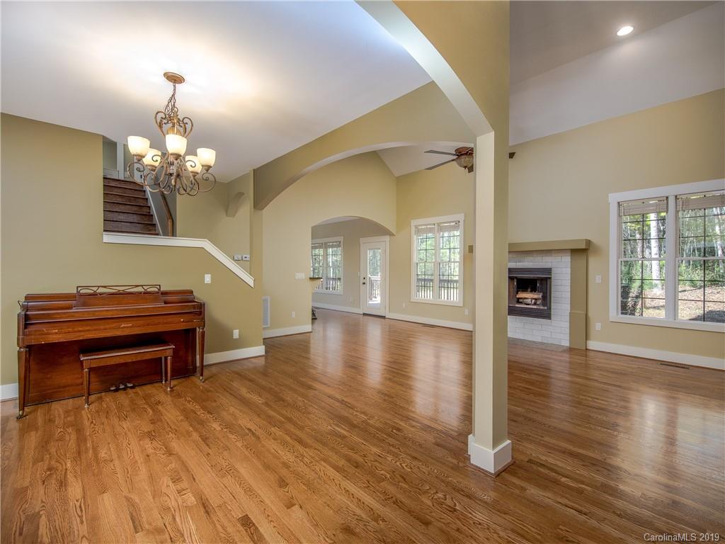 516 Harris Rd Extension Fairview, NC 28730 - Photo 7 of 40 Gallery Image 7