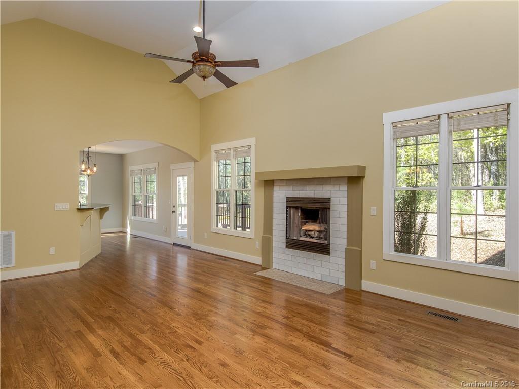 516 Harris Rd Extension Fairview, NC 28730 - Photo 8 of 40 Gallery Image 8