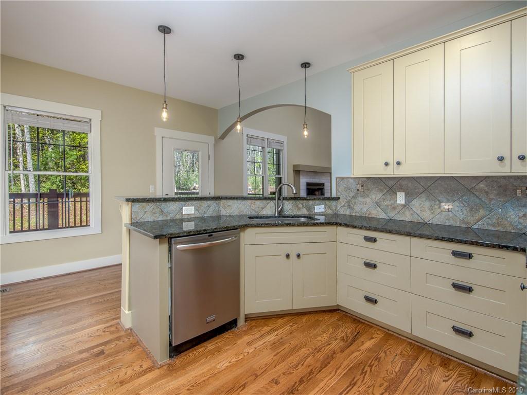 516 Harris Rd Extension Fairview, NC 28730 - Photo 9 of 40 Gallery Image 9