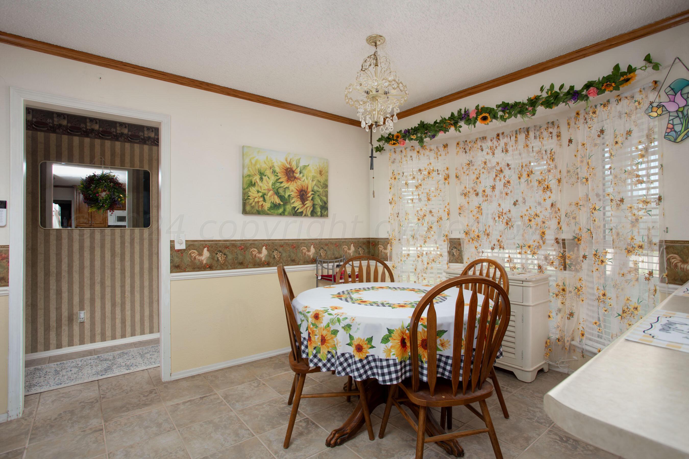 8006 Kerr Place Amarillo, TX 79121 - Photo 8 of 28 1