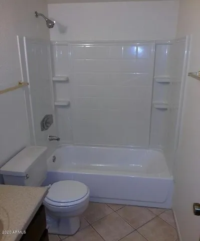 $897 | 3131 West Cochise Drive, Unit 121, Phoenix, AZ 85051