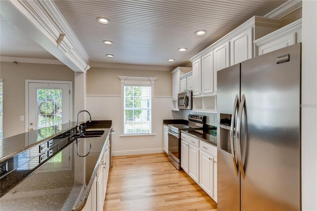 730 Oak Shadows Road Kissimmee, FL 34747 - Photo 6 of 19
