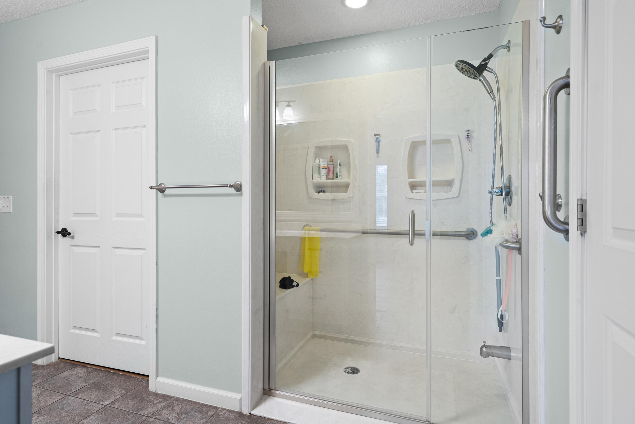 5570 Mt Olive Road Crestview, FL 32539 - Photo 32 of 57 a bathroom with a shower