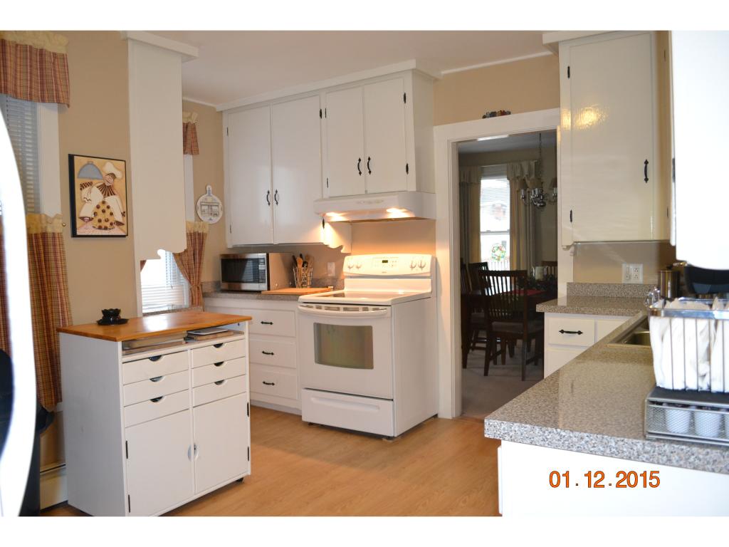 54 Appleton Street Manchester, NH 03104 - Photo 2 of 24 Gallery Image 2