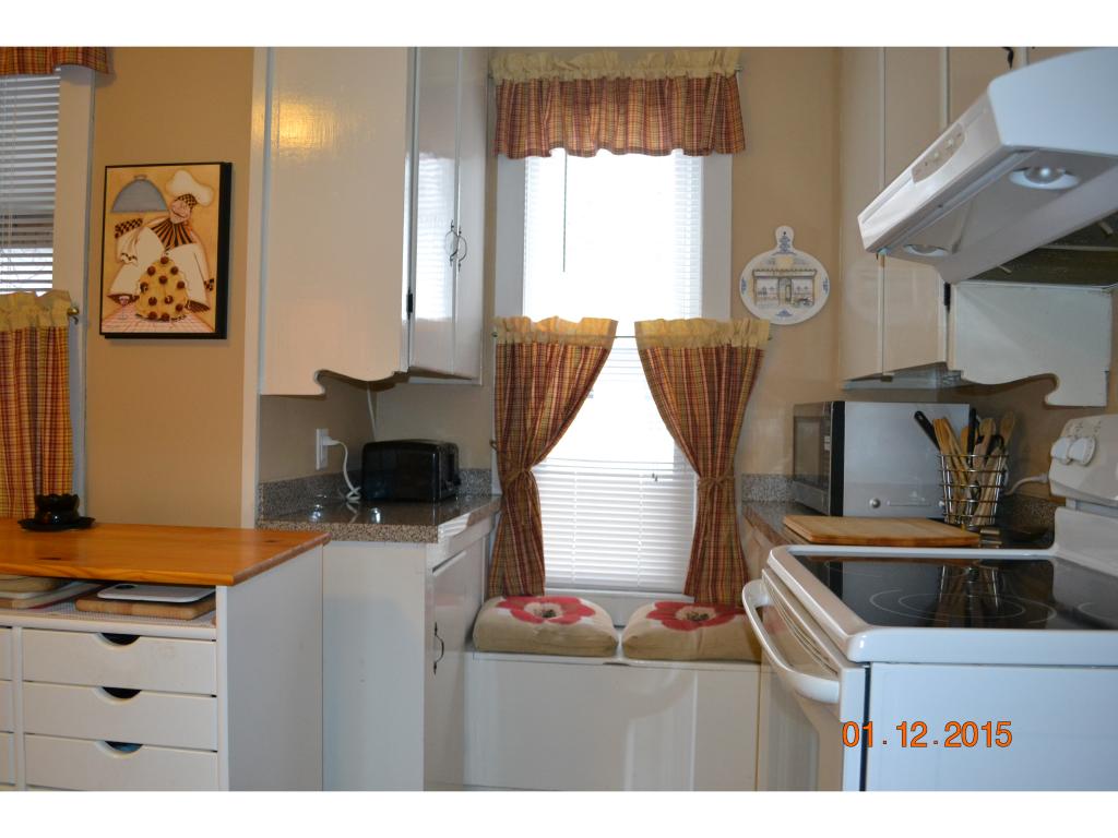 54 Appleton Street Manchester, NH 03104 - Photo 3 of 24 Gallery Image 3