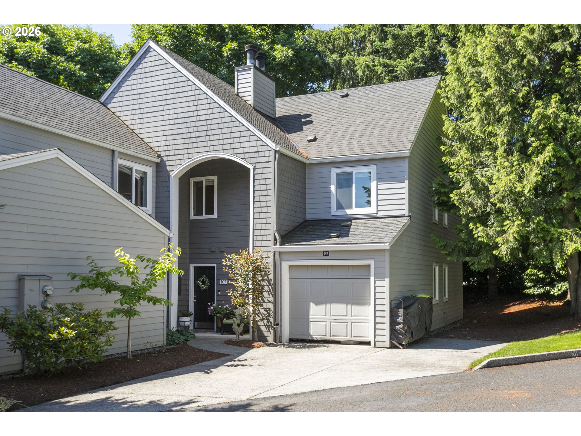 5225 Jean Road, Unit 108 Lake Oswego, OR 97035 - Photo 1 of 39