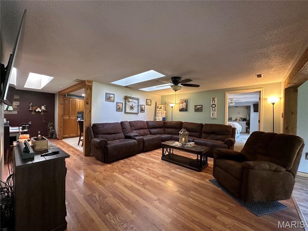 3329 Boettcher Road Bland, MO 65014 - Photo 23 of 61