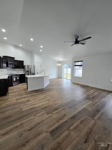 $389,900 | 19359 Warbler Way, Caldwell, ID 83605