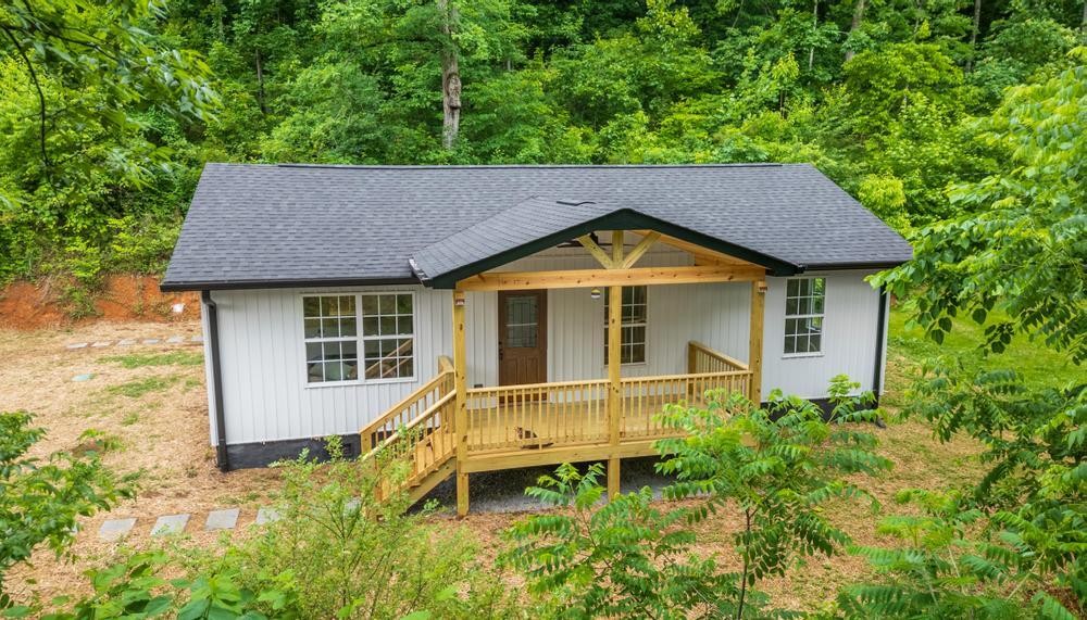 5109 Howardsville Road Apison, TN 37302 - Photo 3 of 40 Gallery Image 3
