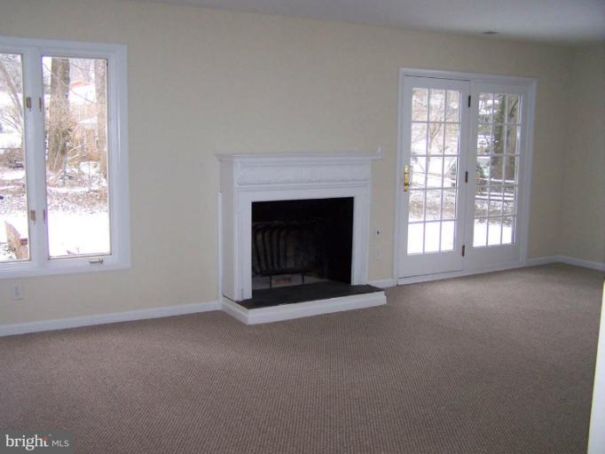 2011 Dundee Road Rockville, MD 20850 - Photo 3 of 20 Family Room